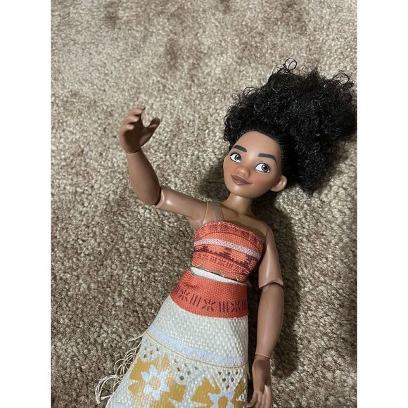 Disney Store Deluxe Princess Moana Classic Toy Doll Figure 11" Fully Poseable - Picture 5 of 9